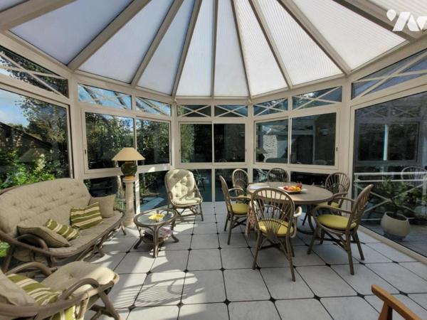 BORD DE MAYENNE - MAISON DE VILLE