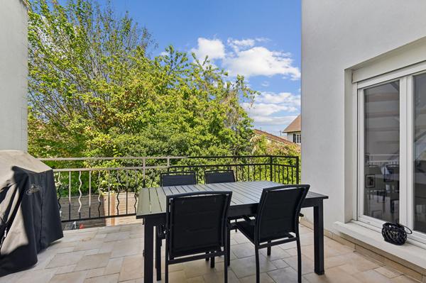 Maison Nanterre 6 pièce(s) 170 m2