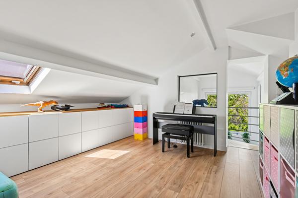 Maison Nanterre 6 pièce(s) 170 m2