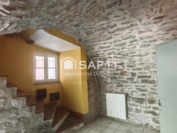 maison de ville type 4 en plein centre historique