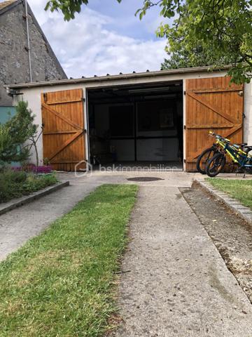 Maison de village de 85 m²