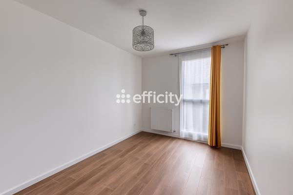 Maison 4 pièces - 82 m² Exclusivité efficity