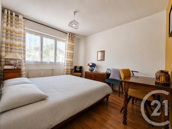 Appartement T4 à vendre  4 pièces - 103,24 m 2   AIX LES BAINS  - 73