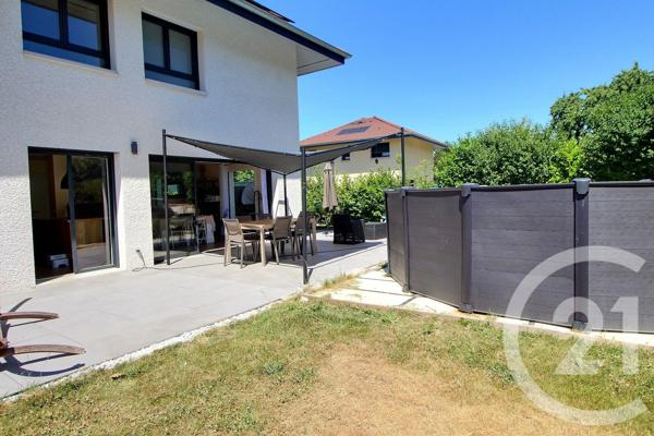 Maison à vendre  5 pièces - 121,76 m 2   PUBLIER  - 74