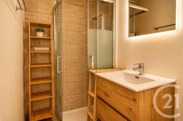 Maison à vendre  5 pièces - 121,76 m 2   PUBLIER  - 74