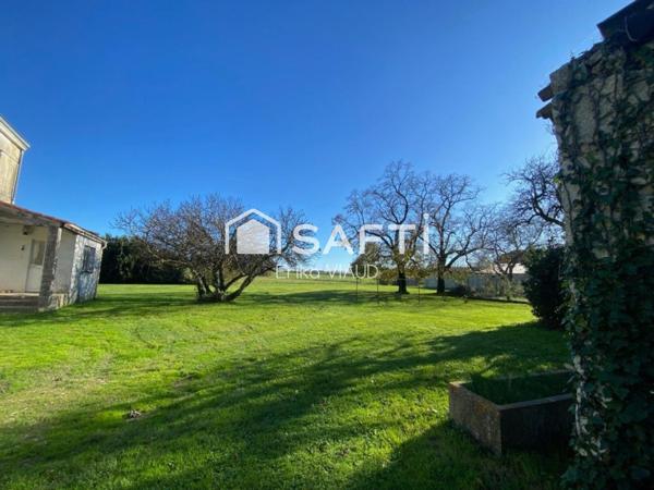 Maison et ses multiples dépendances sur 3700 m² cadastrés