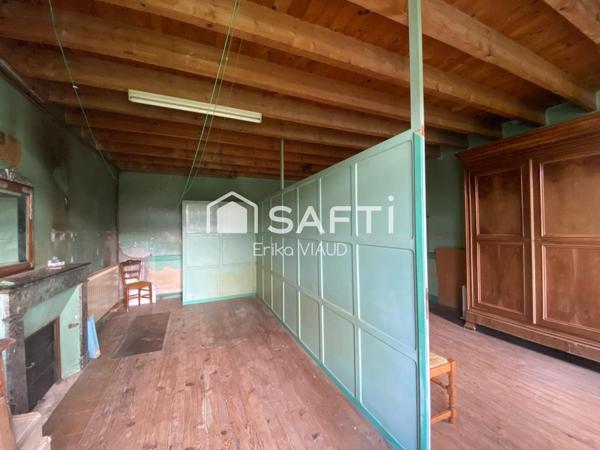 Maison et ses multiples dépendances sur 3700 m² cadastrés