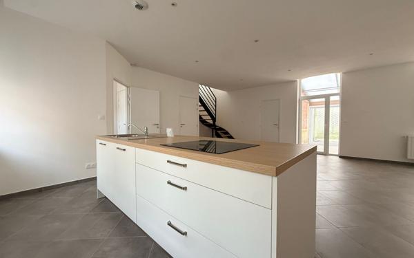 Maison à louer    4 pièces •  Wattrelos