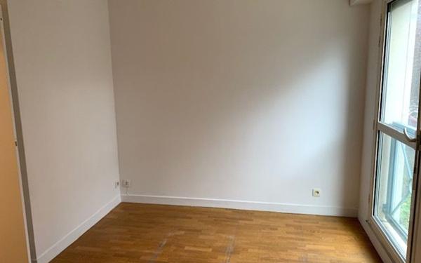 Appartement à louer    1 pièce • 19 m2 Châtillon