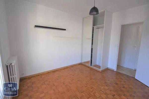 Appartement à louer 4 pièces 72.79m² Le Mans (72000)