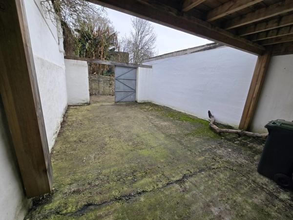 Maison à vendre 8 pièces LA ROCHE SUR YON (85)