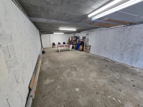 Maison à vendre 8 pièces LA ROCHE SUR YON (85)