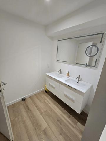 Maison à vendre 8 pièces LA ROCHE SUR YON (85)