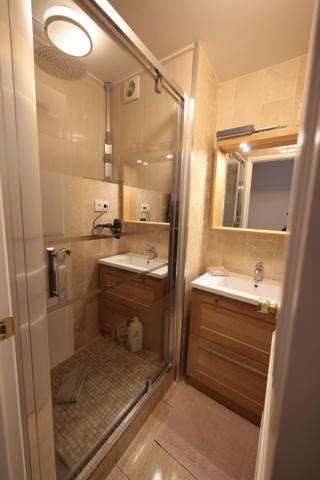 TRES BELLES PRESTATIONS  POUR CE 5 PIECES DE 102 m²