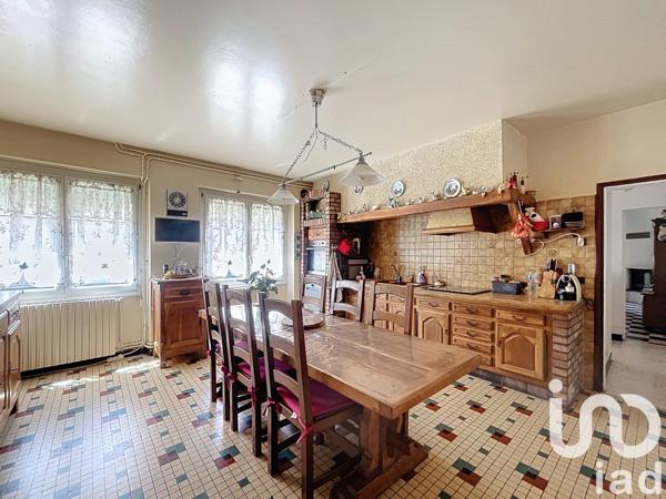 Maison à vendre 10 pièces 230 m² Vic-en-Bigorre