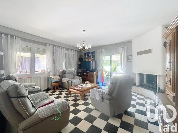 Maison à vendre 10 pièces 230 m² Vic-en-Bigorre