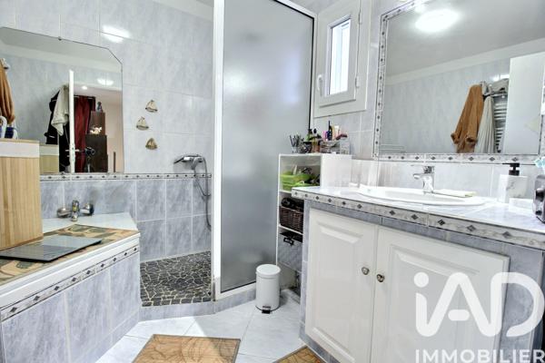 Maison à vendre 4 pièces 91 m² Vitrolles