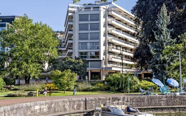 Appartement à louer    2 pièces •  Évian-les-Bains