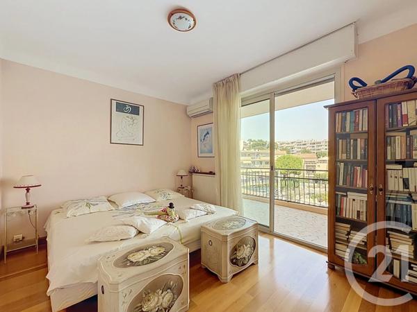 Appartement F3 à vendre  3 pièces - 66,41 m 2   CAGNES SUR MER  - 06