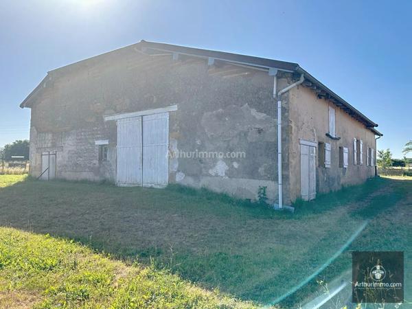 Vente Maison 5 pièces 160 m2 à Pouilly-sous-Charlieu