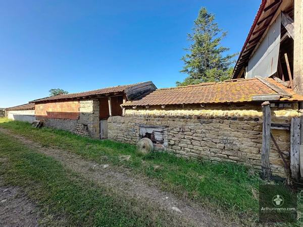 Vente Maison 5 pièces 160 m2 à Pouilly-sous-Charlieu