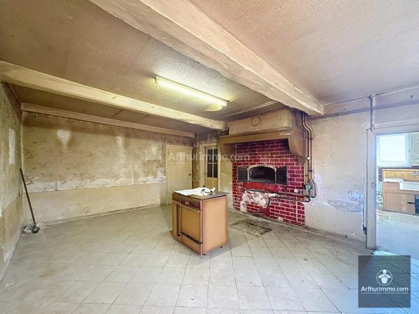 Vente Maison 5 pièces 160 m2 à Pouilly-sous-Charlieu