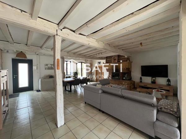 Maison de 170m² avec fort potentiel à FEILLENS