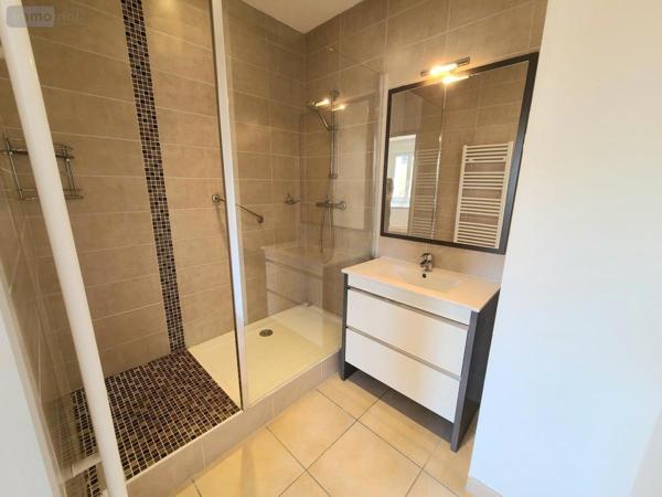 Appartement à vendre à Bourg-Saint-Andéol en Ardèche (07700), ref : 26060-773