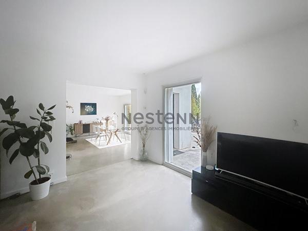 Magnifique Villa T5 de 170 m2 sur un terrain de 800m2 - Au calme absolu - Secteur Camoins 13011