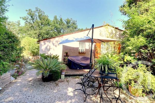 Maison à vendre  8 pièces - 190 m 2   FAYENCE  - 83