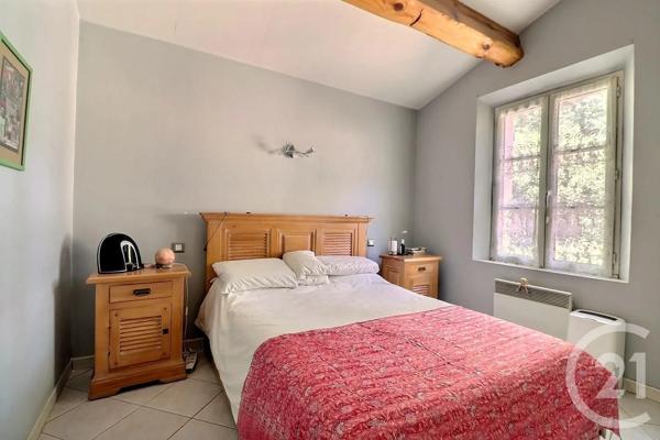 Maison à vendre  8 pièces - 190 m 2   FAYENCE  - 83