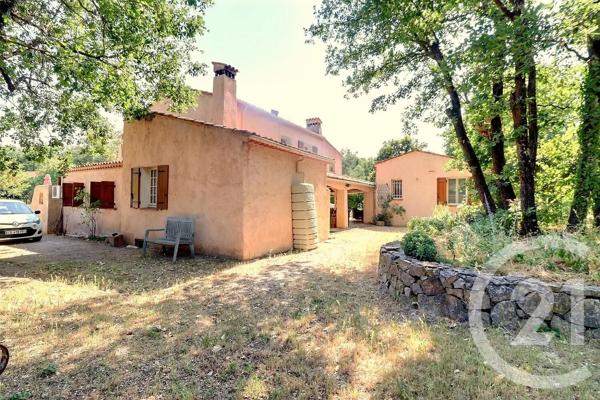 Maison à vendre  8 pièces - 190 m 2   FAYENCE  - 83