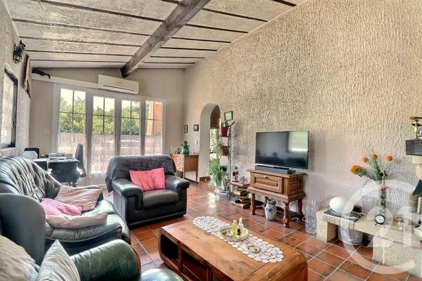 Maison à vendre  8 pièces - 190 m 2   FAYENCE  - 83