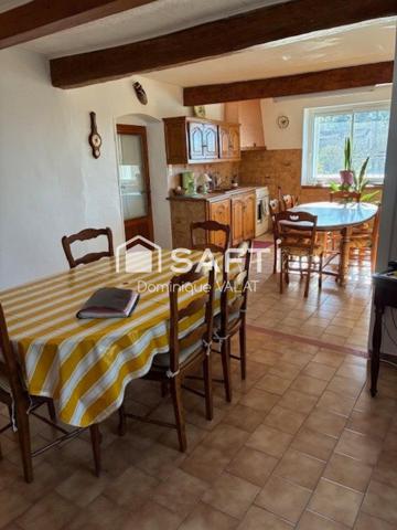 Très beau mas Cévenol restauré à St Hippolyte du Fort