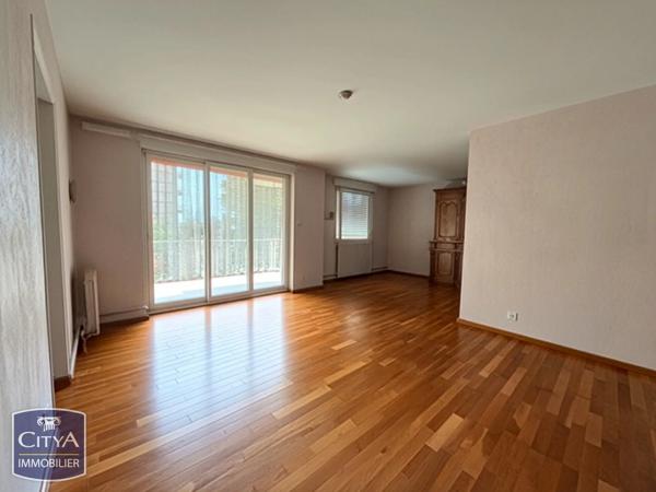 Appartement à vendre 4 pièces 77.55m² Le Mans (72000)