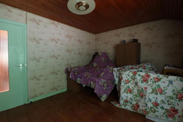 Maison Marat 8 pièces  +/-170 m2 + grange et jardin et 5ha de terrain