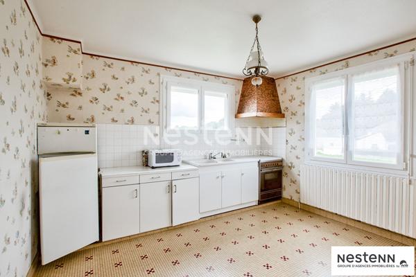 Maison à proximité du centre de PLAINTEL, 1150 m² de terrain, 2 chambres