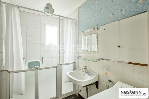 Maison à proximité du centre de PLAINTEL, 1150 m² de terrain, 2 chambres