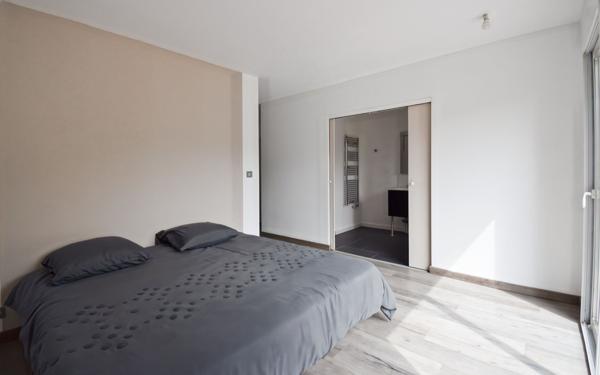 Maison à vendre    4 pièces •  Uzès