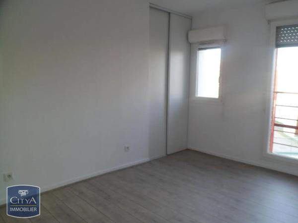 Appartement à louer 2 pièces 52.14m² Arras (62000)