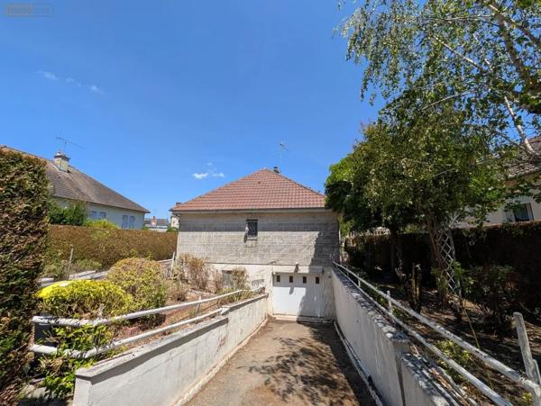 Achat - Maison Le Lude 72800 4 pièces 75 m 2 460 m 2