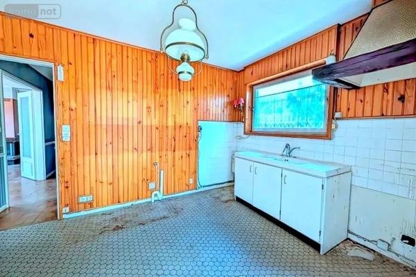 Achat - Maison Le Lude 72800 4 pièces 75 m 2 460 m 2