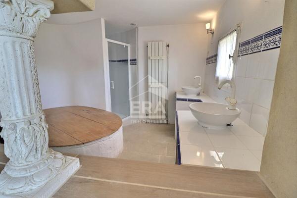 A VENDRE Entraigues Sur La Sorgue Maison 4 pièce(s) 137 m²