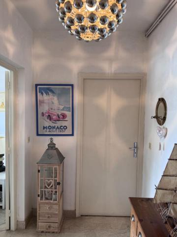 Appartement  grand 2 P  de 63m² en dernier étage à Cagnes-sur-Mer :quartier Hippodrome
