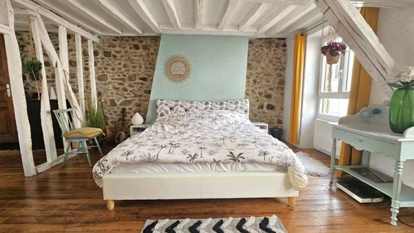 Vente                                                      Maison
                        
                     7 pièces                      205 m2                     à Montlhéry