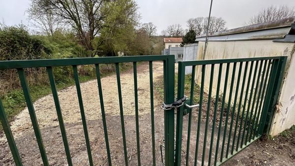 LUDRES, banlieue sud de NANCY, terrain constructible 1533 m2 + maison 560 000 €