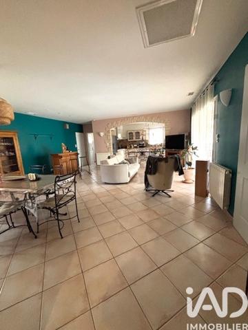 Maison à vendre 4 pièces 123 m² Manduel