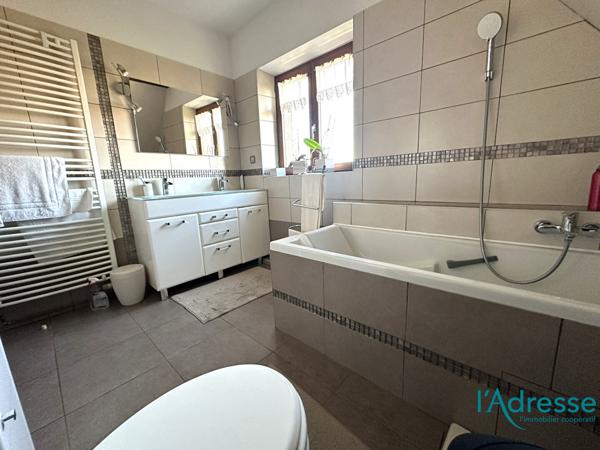 Maison individuelle de 138 m² Rénovée - 4 chambres- sous sol-