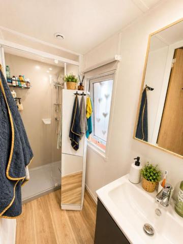 Terrain de loisirs 195 m² avec Mobil Home récent