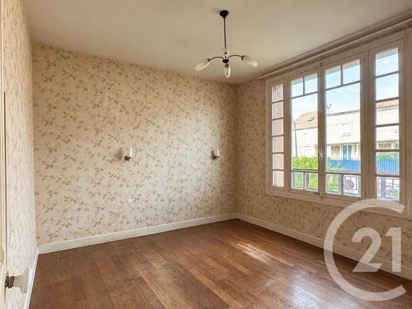 Maison à vendre  4 pièces - 92,26 m 2   COULOMMIERS  - 77
